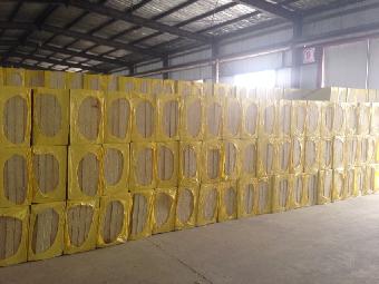 阜陽(yáng)市巖棉管保溫材料廠，專(zhuān)業(yè)制造卓越品質(zhì)保溫材料