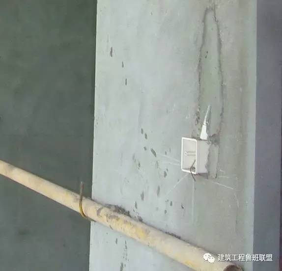 關于管離墻太近時的保溫材料應用策略